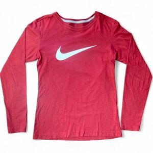 Nike Slim Fit Breathable Red Long Sleeve Crew Neck Cotton T-Shirt Women’s S Fit